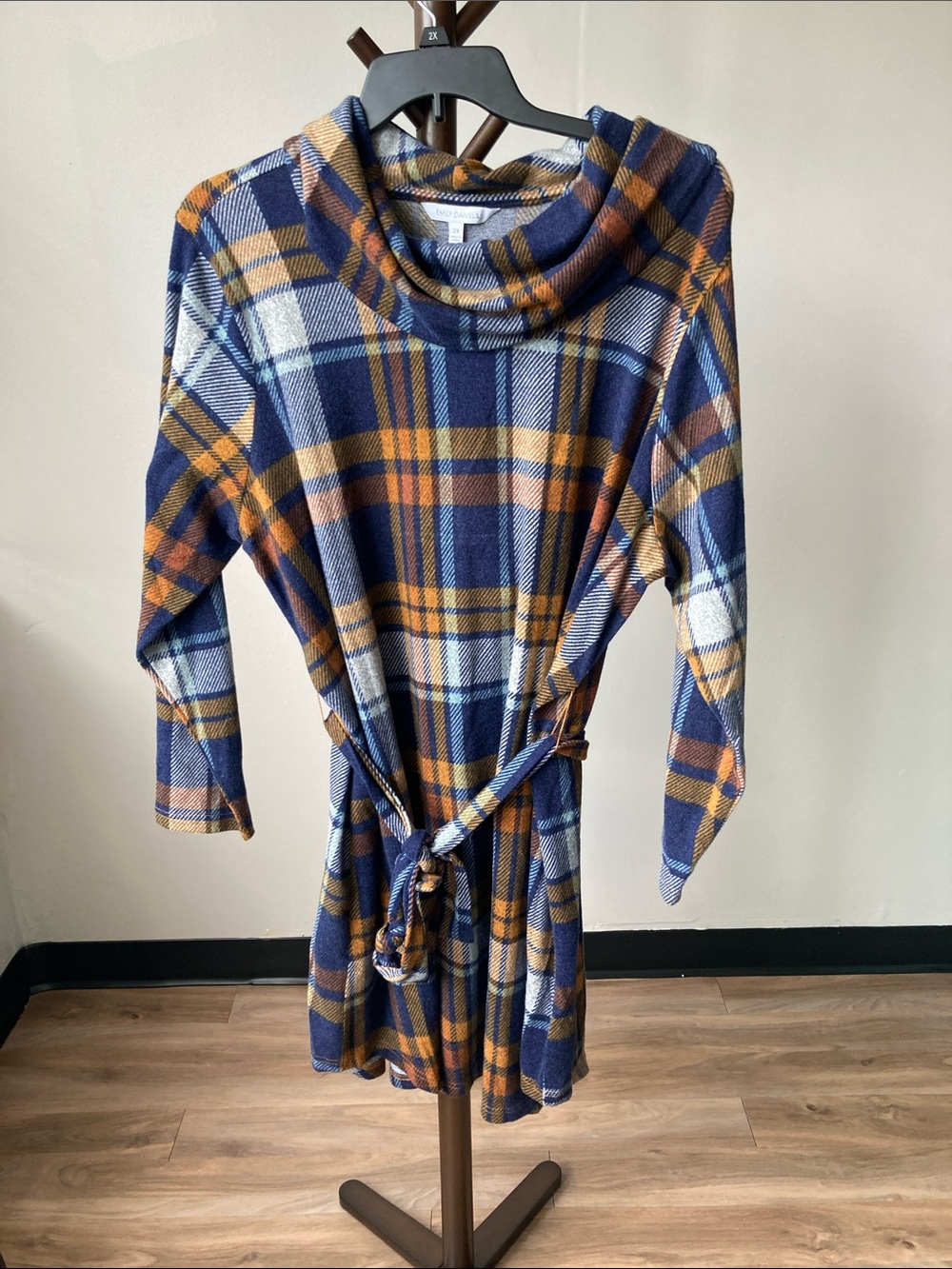 Emily Daniels plaid by printed midi cowlneck dress with belt long sleeve 2X - Picture 15 of 16